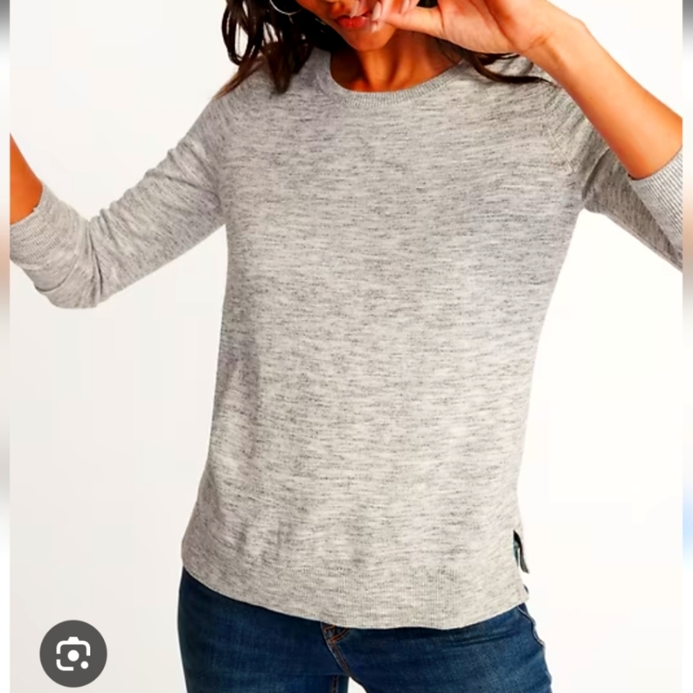 Old Navy Heather Gray Lightweight Knit  Sweater Top, Size Small